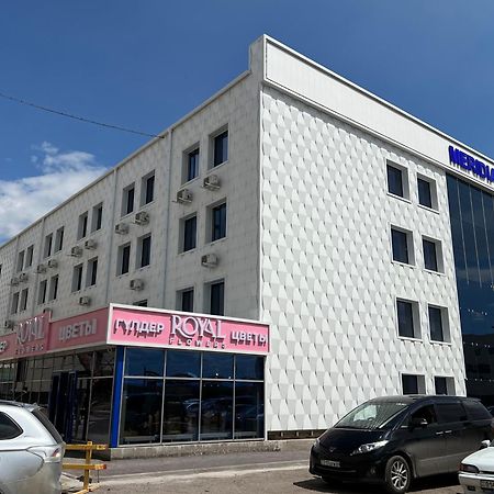 Meridian Karagandy Eksteriør bilde